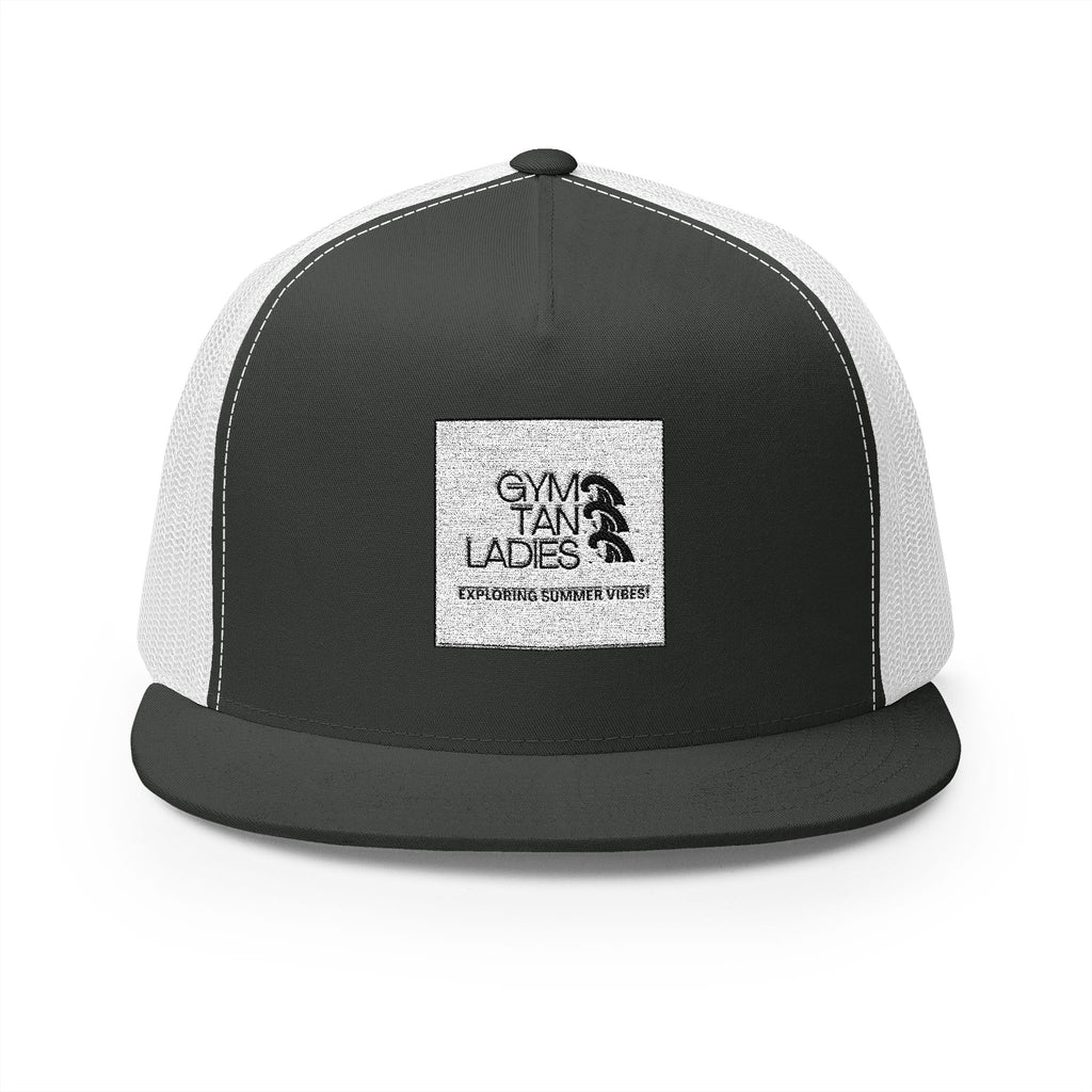 5 Panel Trucker Cap gym tan logo
